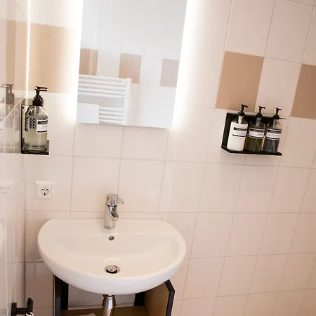 De Jongens Bed & Breakfast 4*