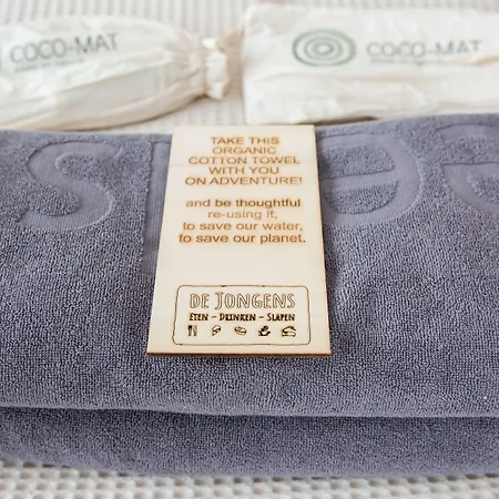 住宿加早餐酒店 De Jongens 4*