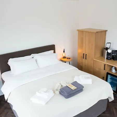 De Jongens 住宿加早餐酒店 4*