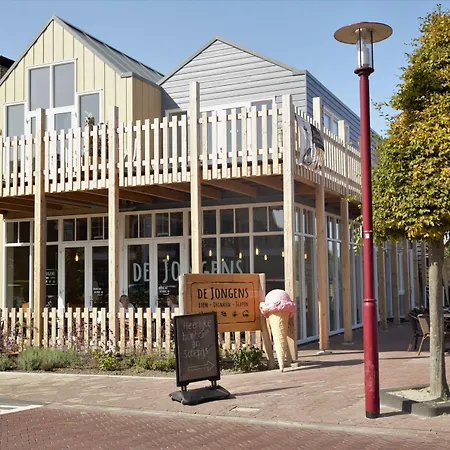 ベッド・アンド・ブレックファスト De Jongens 4*