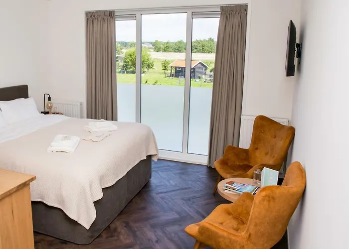 De Jongens Bed & Breakfast 4*